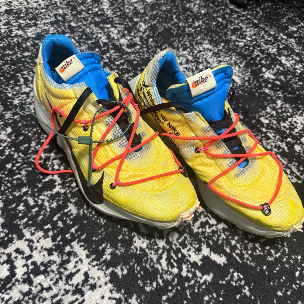 Nike x Off White Vapor Street